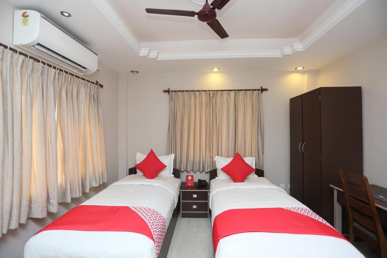 Oyo 19855 B S Guest House Jadabpur Bagian luar foto