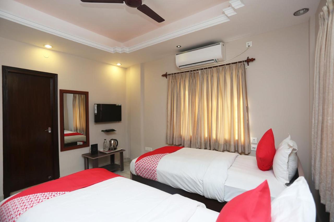 Oyo 19855 B S Guest House Jadabpur Bagian luar foto