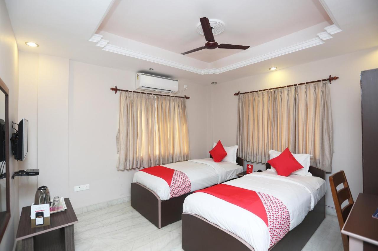 Oyo 19855 B S Guest House Jadabpur Bagian luar foto